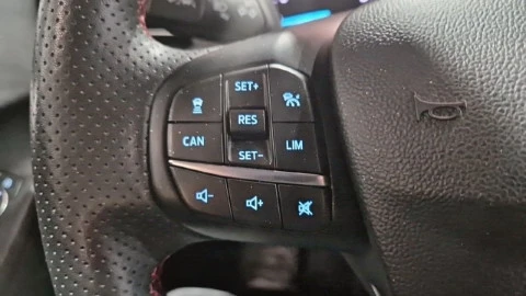 Ford Focus 1.0 Ecoboost MHEV 92kW ST-Line SB