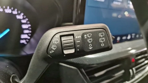 Ford Focus 1.0 Ecoboost MHEV 92kW ST-Line SB