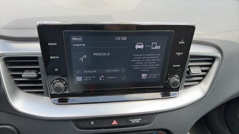 Kia XCeed   1.0 T-GDi Concept