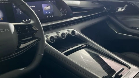 Omoda 9 SHS Premium 1.5 TGDI 395kW AWD