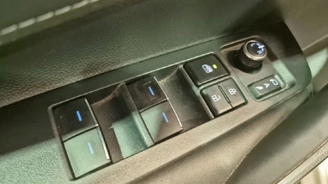 Toyota Corolla 2.0 180H STYLE E-CVT TOURING SPORT