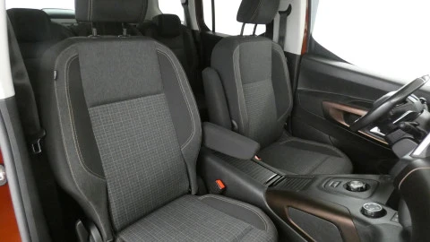 Peugeot Rifter  Diesel  1.5BlueHDi S&S Standard GT Line EAT8 130