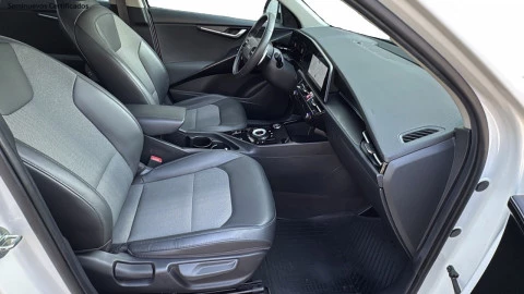 Kia Niro 1.6 GDi HEV 104kW (141CV) Drive