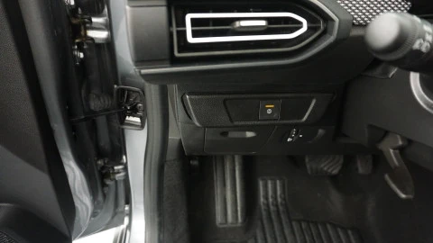Dacia Jogger Expression HYBRID 105kW (140CV) 5 plazas