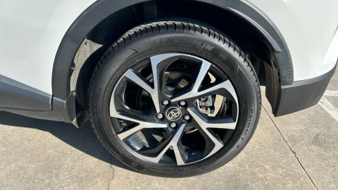 Toyota C-HR 1.8 125H Active