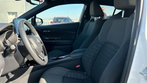 Toyota C-HR 1.8 125H Active
