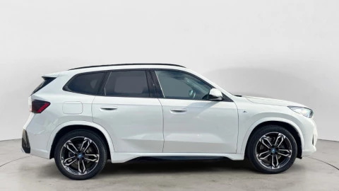 BMW Serie iX1 30 xDrive M Sport