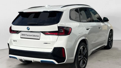 BMW Serie iX1 30 xDrive M Sport