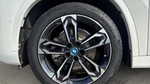 BMW Serie iX1 30 xDrive M Sport