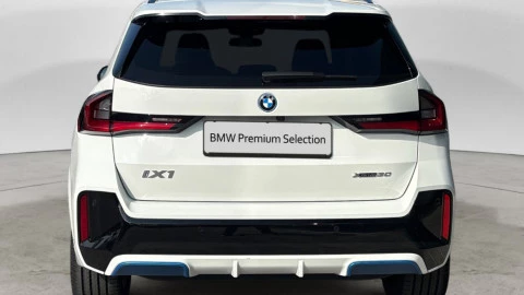 BMW Serie iX1 30 xDrive M Sport