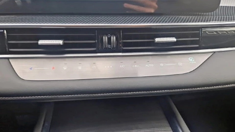 EBRO S700 1.5 TGDI PHEV Luxury E-CVT