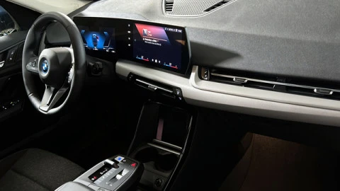 BMW iX1 xDrive30