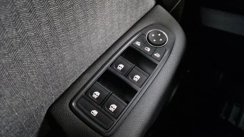 Renault Clio Techno full hybrid E-Tech 145 (103Kw)