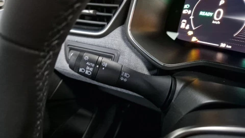 Renault Clio Techno full hybrid E-Tech 145 (103Kw)