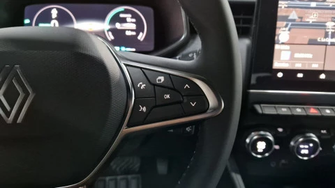 Renault Clio Techno full hybrid E-Tech 145 (103Kw)