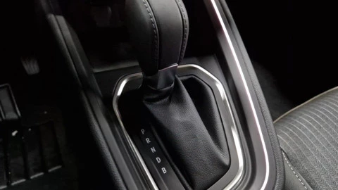 Renault Clio Techno full hybrid E-Tech 145 (103Kw)