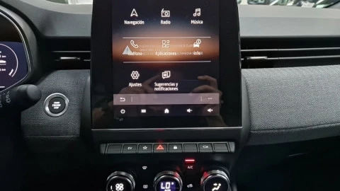 Renault Clio Techno full hybrid E-Tech 145 (103Kw)