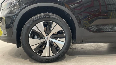 Volvo XC40 B3 G Core Auto 120 kW (163 CV)