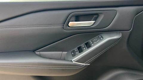 Nissan Qashqai DIG-T 103kW N-Connecta