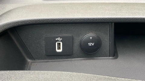 Ford Transit Custom Kombi 2.0 TDCI 96kW 320 L1 Trend