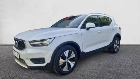 Volvo XC40 2.0 D4 AWD Business Plus Auto