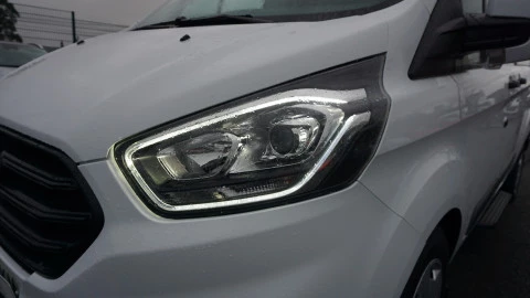 Ford Transit Custom TRANSIT CUSTOM 2.0 TDCI 96KW 320 TREND KOMBI SWB 130 4P 9 Plazas