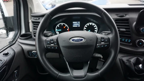 Ford Transit Custom TRANSIT CUSTOM 2.0 TDCI 96KW 320 TREND KOMBI SWB 130 4P 9 Plazas