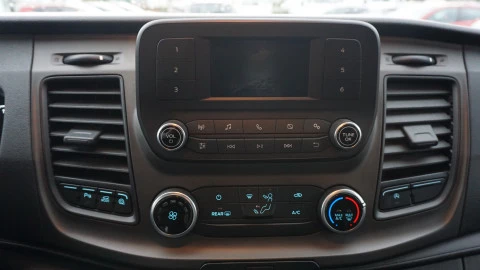 Ford Transit Custom TRANSIT CUSTOM 2.0 TDCI 96KW 320 TREND KOMBI SWB 130 4P 9 Plazas