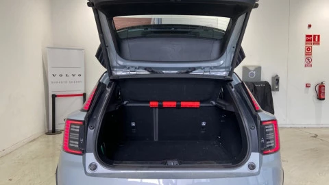 Volvo EX30 Single Motor Extended Range Plus Auto