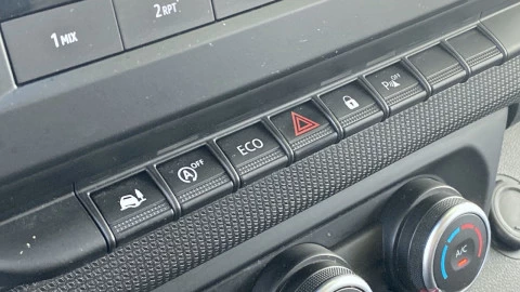 Renault Trafic Furgón L1H1 Blue dCi 96 Kw (130 CV) CUA