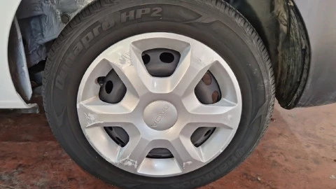 Dacia Dokker Essential 1.6 75kW (100CV) GLP -18