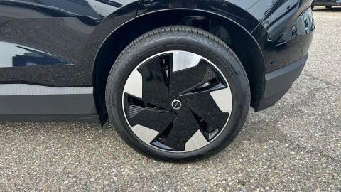 Volvo EX30 Single Motor Extended Range Ultra Auto