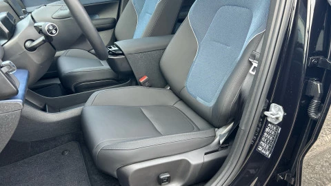 Volvo EX30 Single Motor Extended Range Ultra Auto