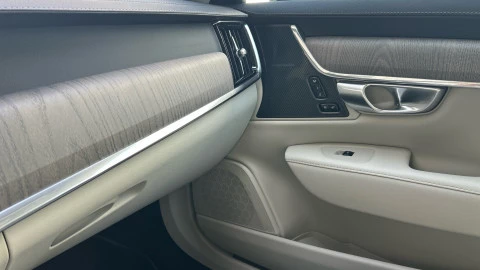Volvo S90 2.0 T8 Twin AWD Recharg Ultimate Dark AT