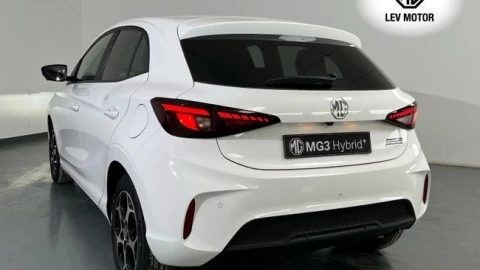 MG3 Hybrid+ Luxury