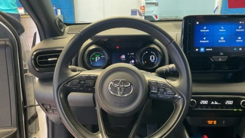 Toyota Yaris 1.5 120H Style Plus
