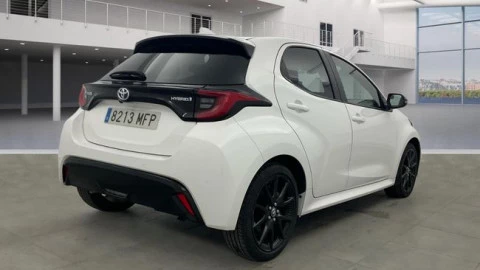 Toyota Yaris 1.5 120H Style Plus