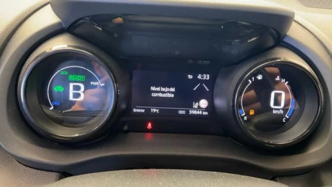 Toyota Yaris 1.5 120H Style Plus