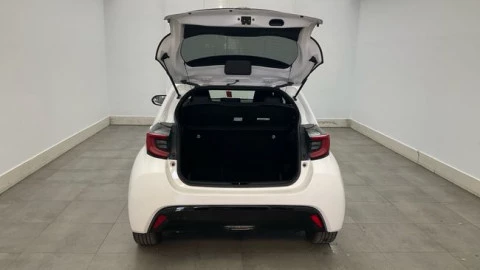 Toyota Yaris 1.5 120H Style Plus