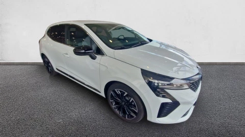 Renault Clio Techno full hybrid E-Tech 145 (103Kw)