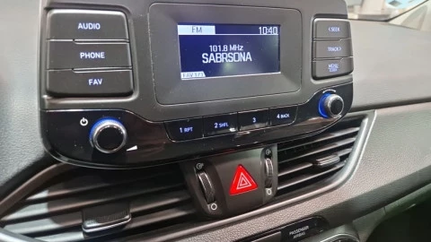 Hyundai i30 1.5 DPI Essence