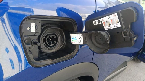 Renault Captur  E-TECH Hibrido Enchufable Fast Track 117kW