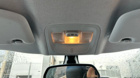 Peugeot 208 5P ALLURE 1.2L PureTech 81KW (110CV) S&S