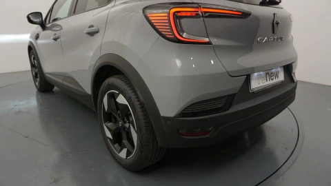 Renault Captur techno Eco-G 100cv (74 kW)