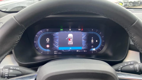 Volvo XC40 2.0 B3 G Plus Dark Auto