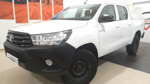 Toyota Hilux 2.4 D4D Cabina Doble GX