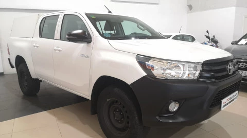 Toyota Hilux 2.4 D4D Cabina Doble GX