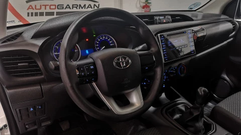 Toyota Hilux 2.4 D4D Cabina Doble GX
