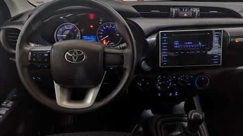 Toyota Hilux 2.4 D4D Cabina Doble GX