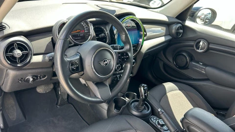 MINI COOPER 5 PUERTAS